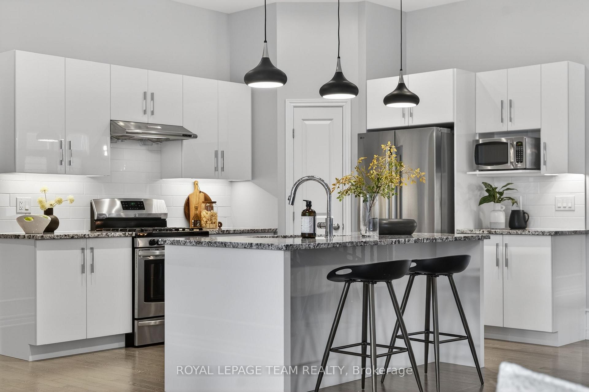 Photo 21 of 324 Long Acres Street, Ottawa, Kanata - Bridlewood — HOMEH