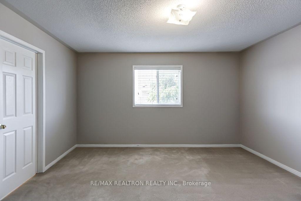 Photo 21 of 20 Raintree Drive, Markham, Village Green-South Unionville — HOMEH