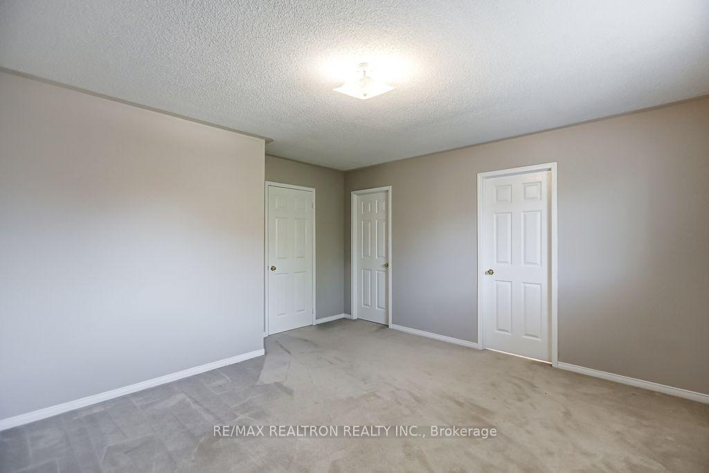 Photo 23 of 20 Raintree Drive, Markham, Village Green-South Unionville — HOMEH