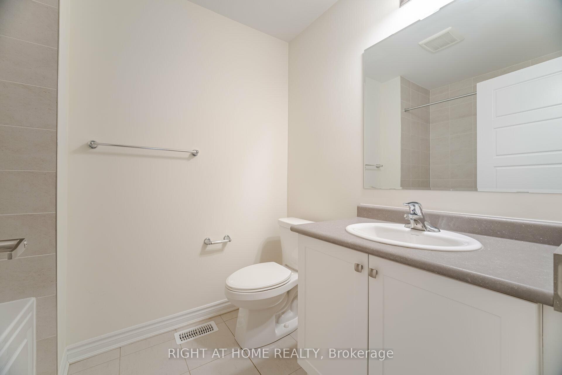 Photo 36 of 908 Sumac Gardens, Milton, Cobban — HOMEH