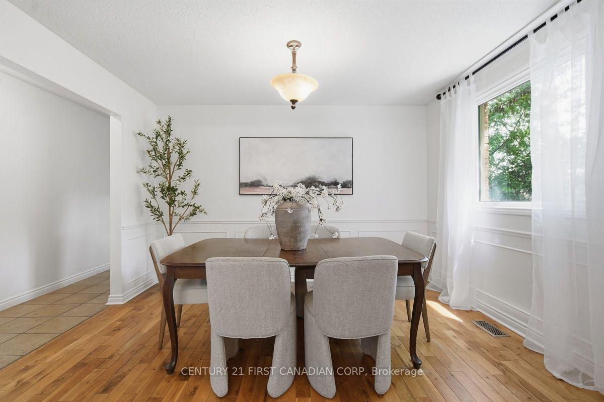 Photo 7 of 46 Ski Valley Crescent, London, South K — HOMEH