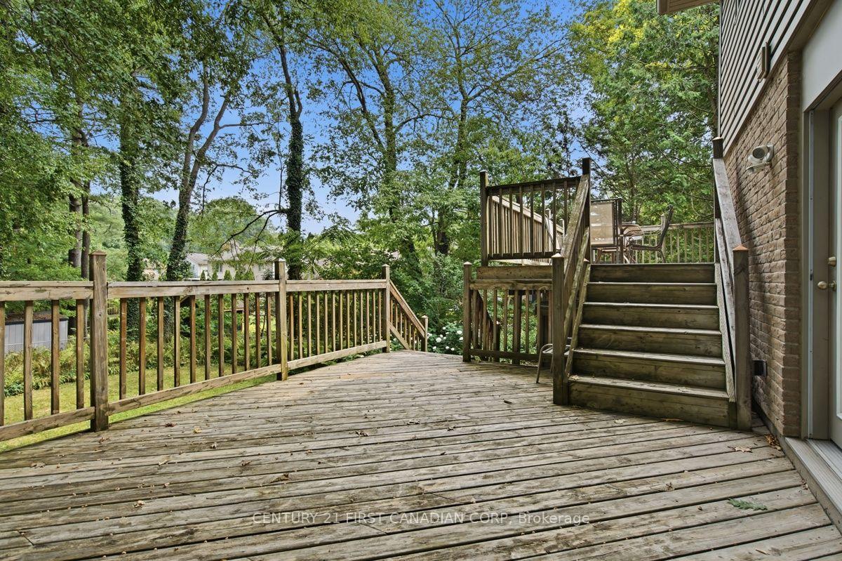 Photo 30 of 46 Ski Valley Crescent, London, South K — HOMEH