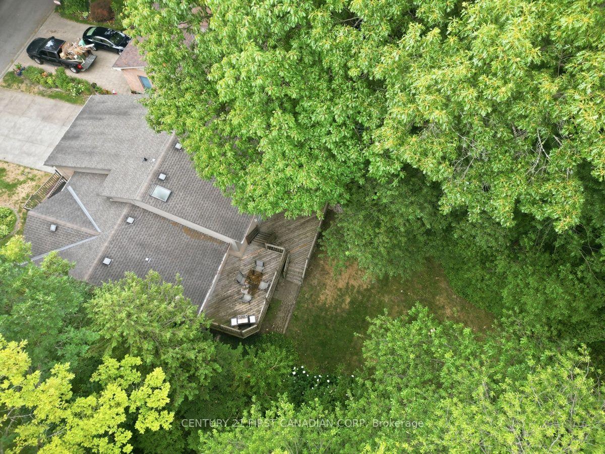 Photo 32 of 46 Ski Valley Crescent, London, South K — HOMEH