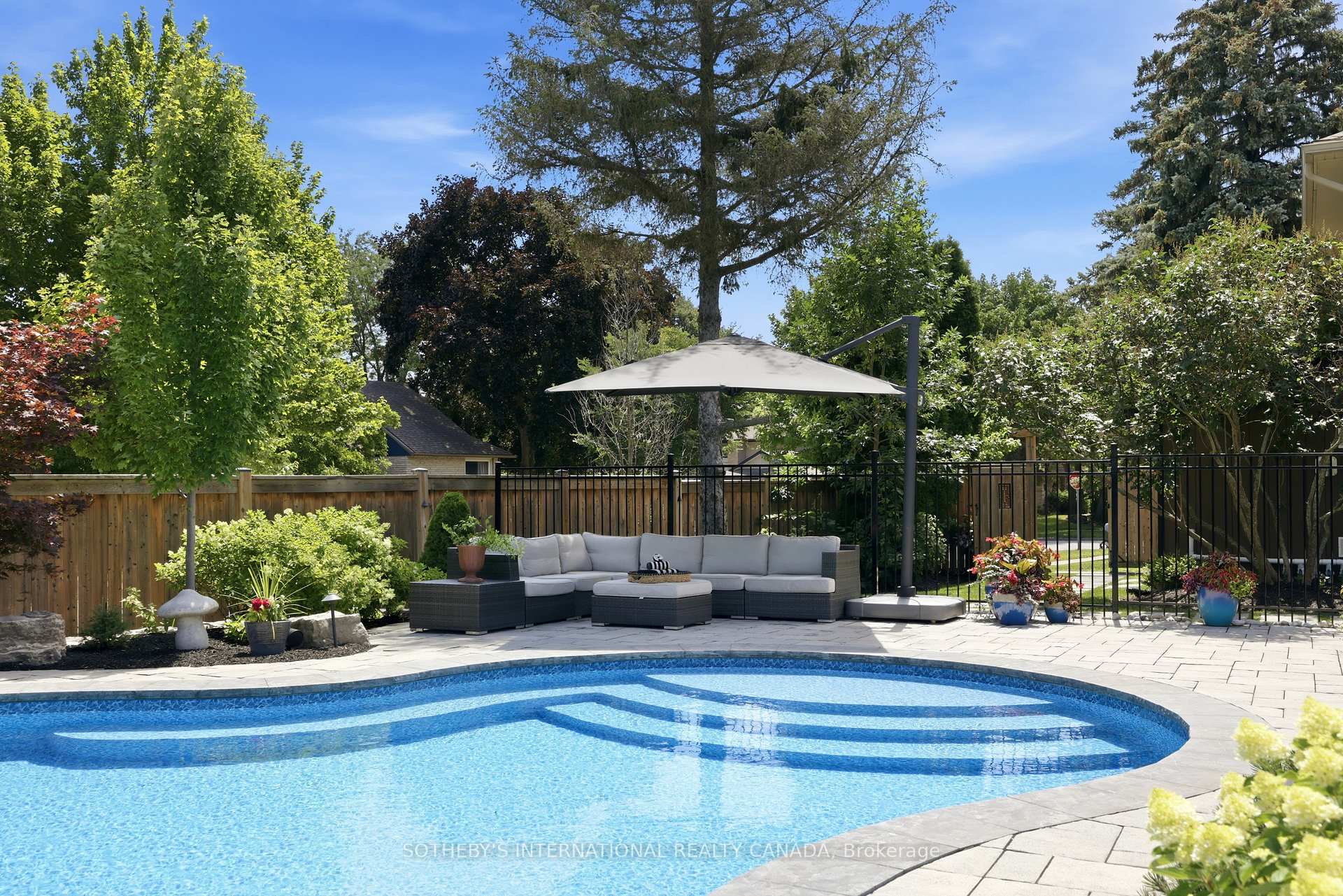 Photo 35 of 2171 Devlin Drive, Burlington, Brant Hills — HOMEH