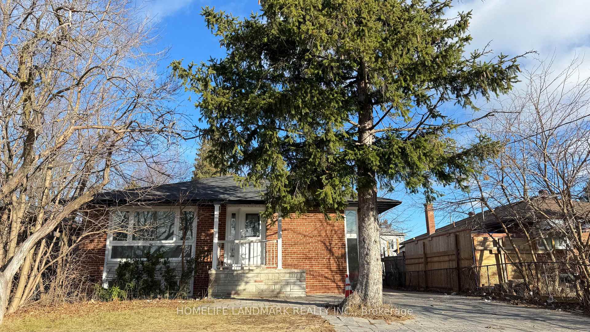 Front of Unit (Main), 95 Sussex Avenue