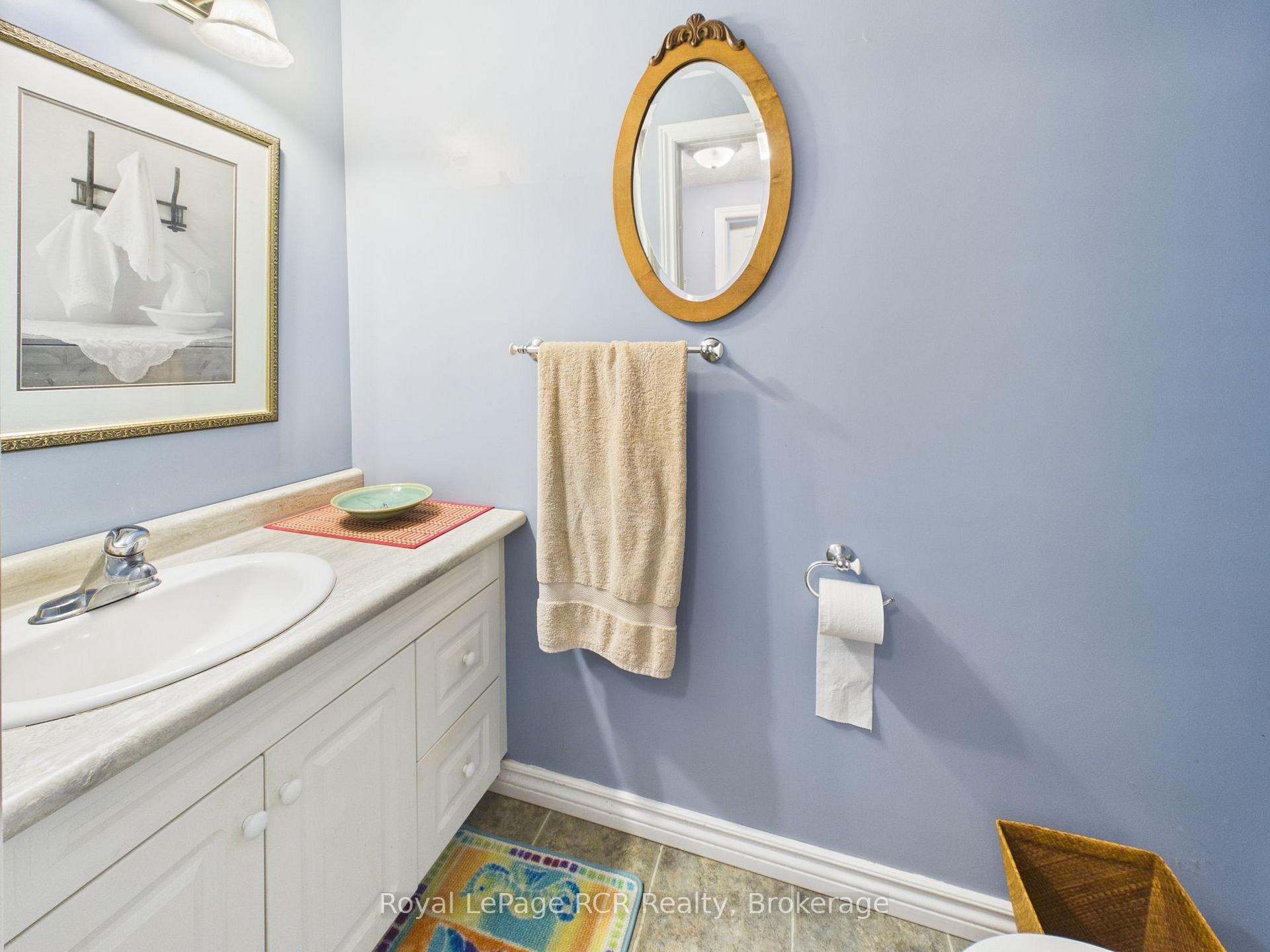 Photo 18 of 2055 Princess Street S, Howick — HOMEH