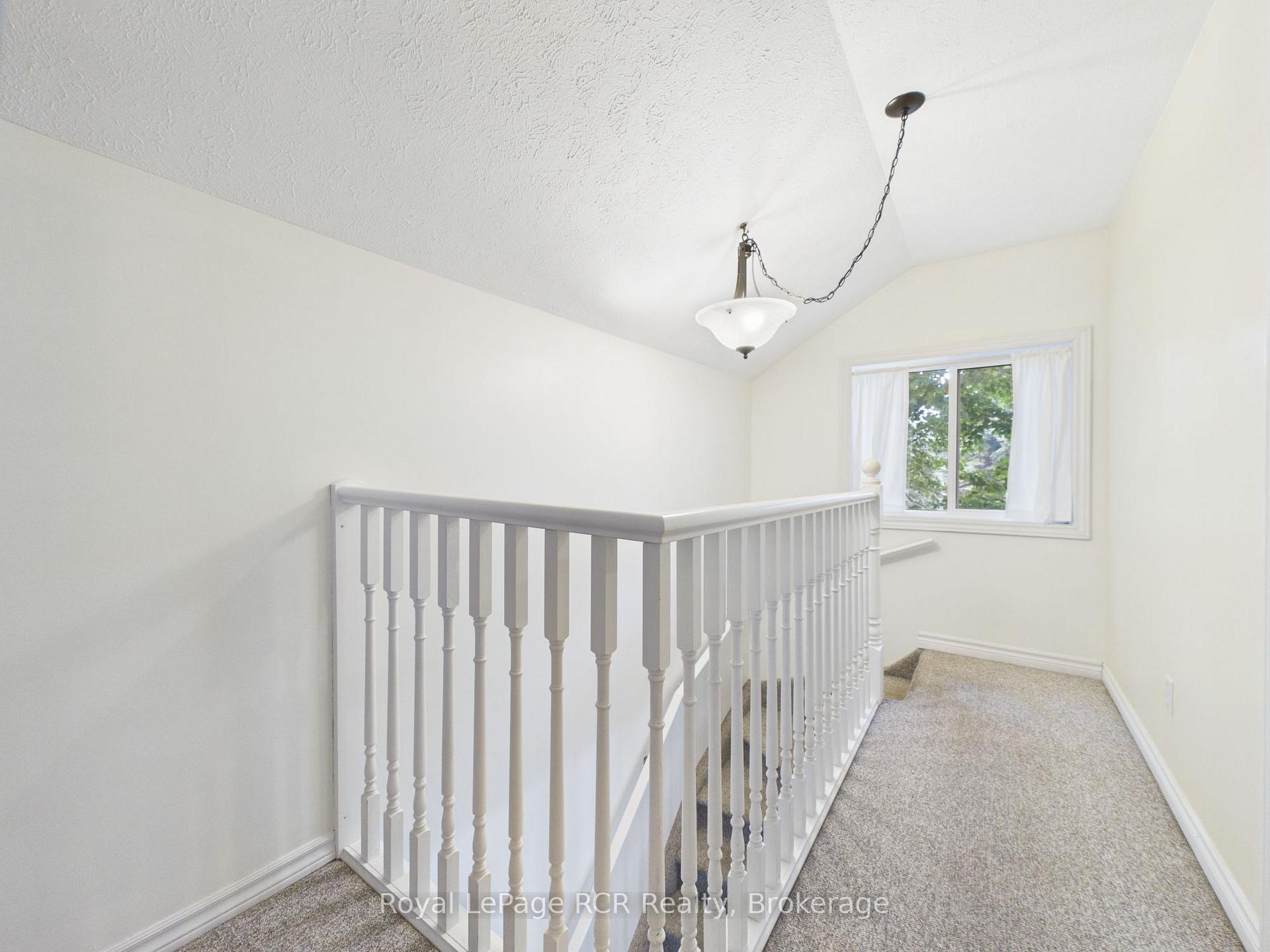 Photo 19 of 2055 Princess Street S, Howick — HOMEH