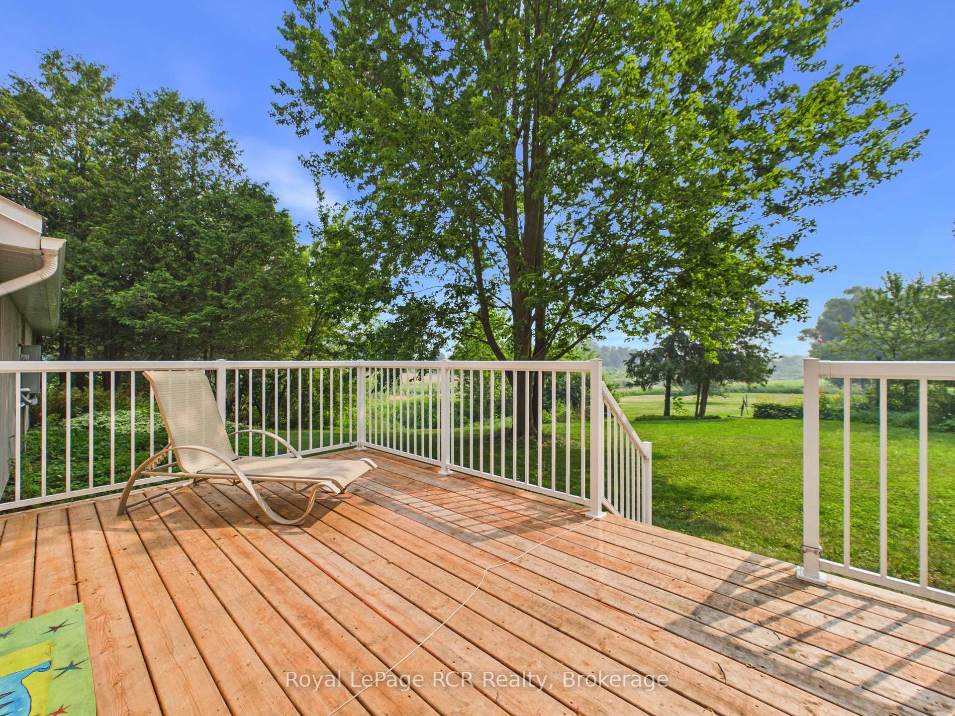 Photo 31 of 2055 Princess Street S, Howick — HOMEH