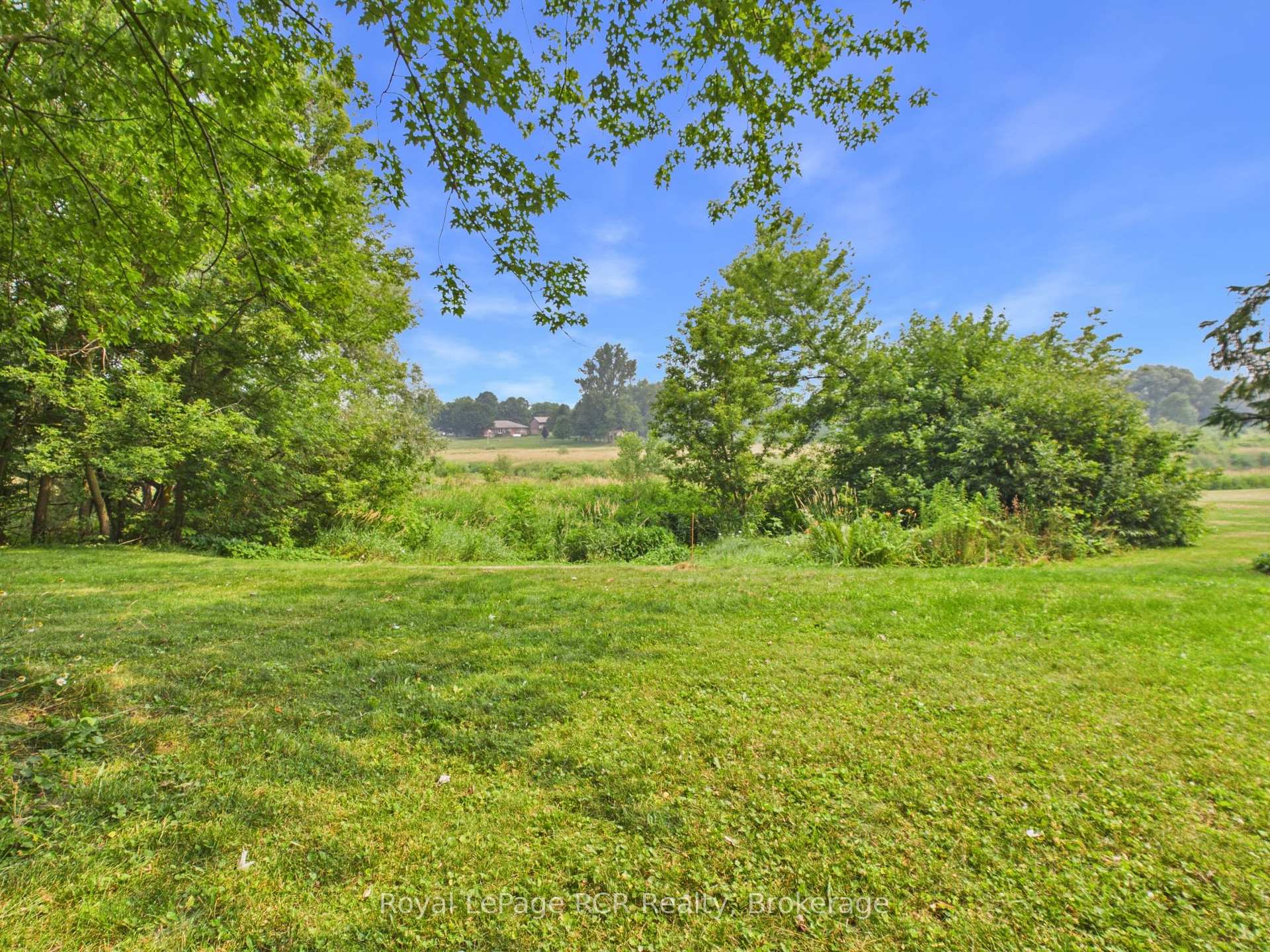 Photo 34 of 2055 Princess Street S, Howick — HOMEH