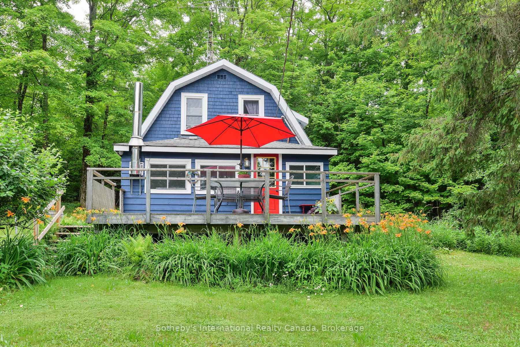 Photo of 1079 Hewlitt Road