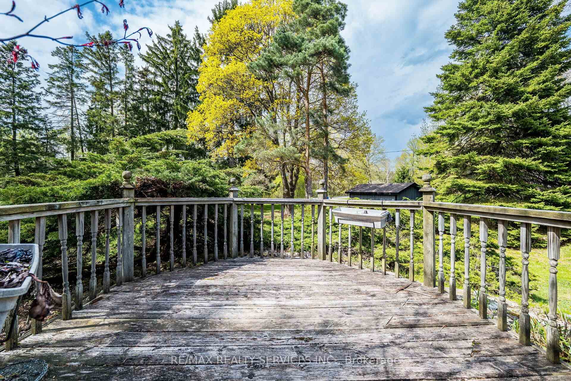 Photo 39 of 1368 2 Side Road, Burlington, Rural Burlington — HOMEH