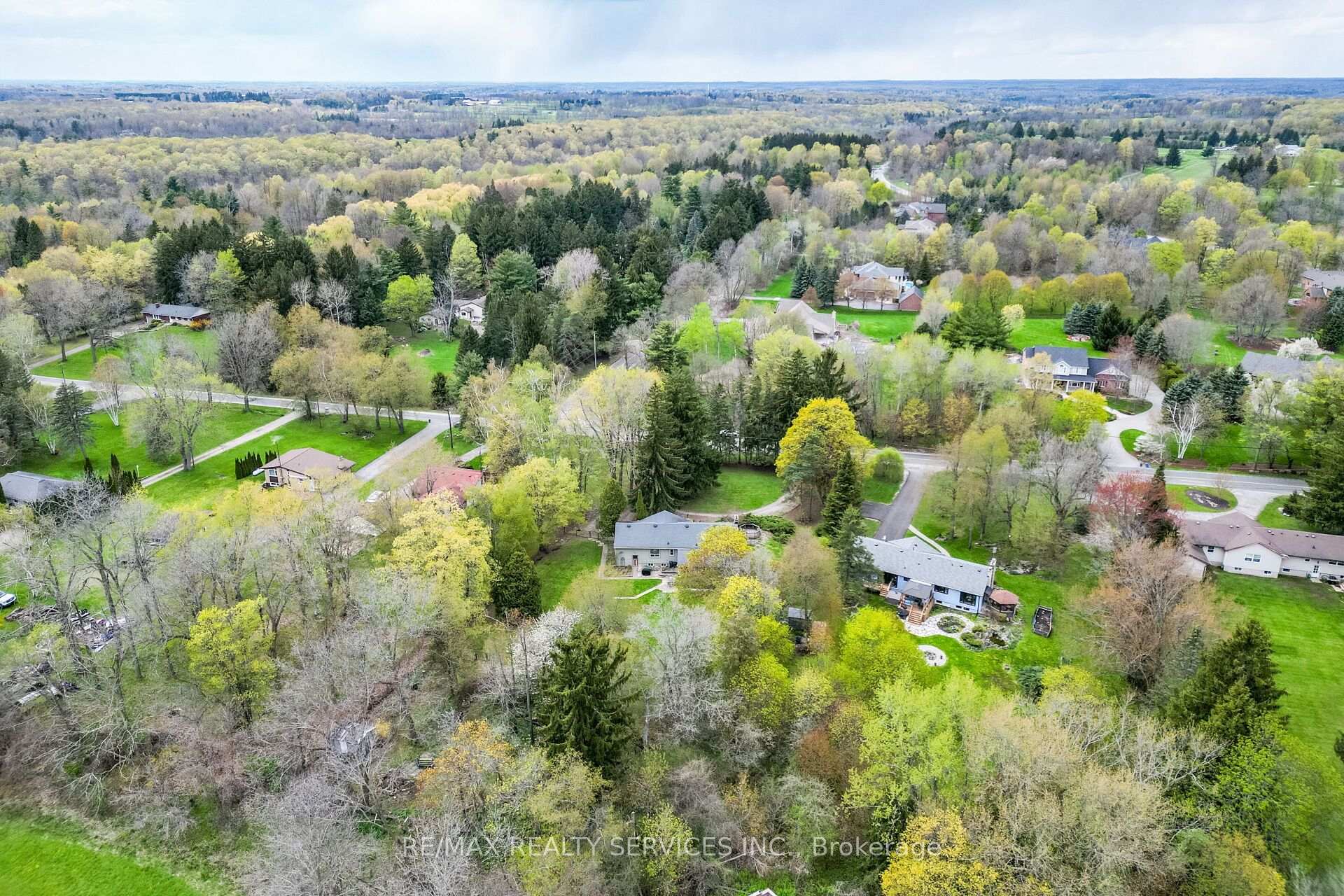 Photo 45 of 1368 2 Side Road, Burlington, Rural Burlington — HOMEH