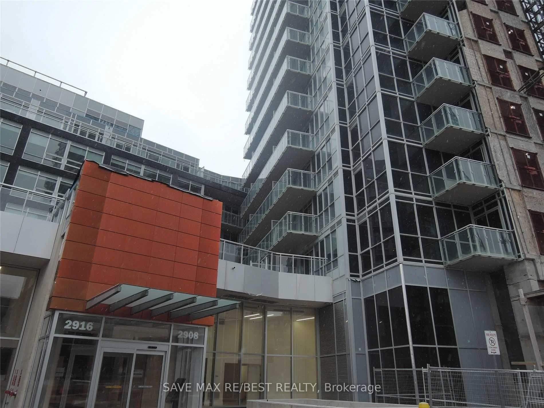 Photo 8 of Unit 402, 2908 Highway 7 Road, Vaughan, Concord — HOMEH