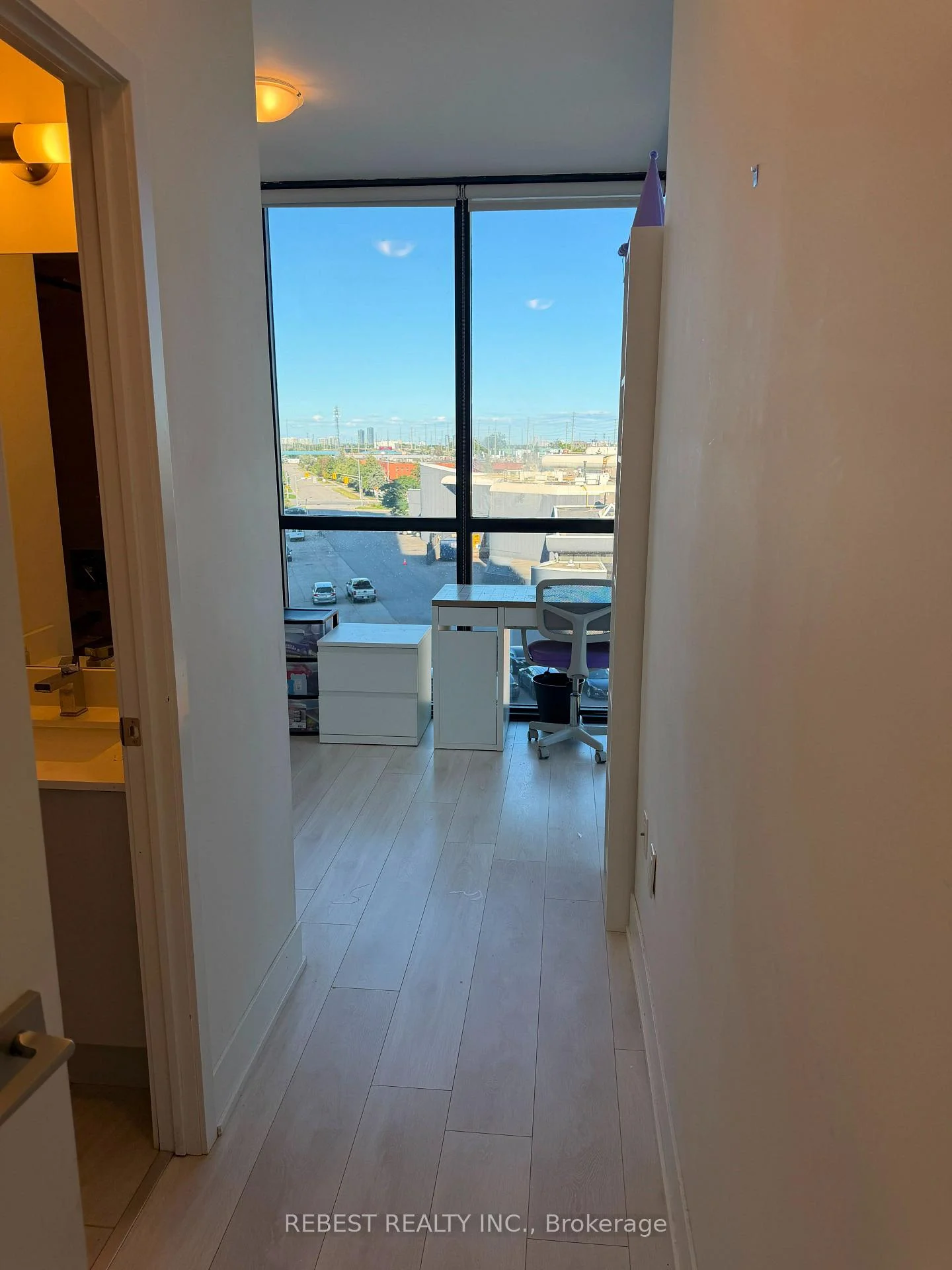 Photo 37 of Unit 402, 2908 Highway 7 Road, Vaughan, Concord — HOMEH