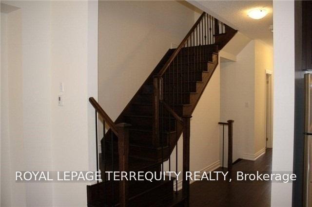 Photo 5 of 9 Lady Evelyn Crescent, Brampton, Bram West — HOMEH