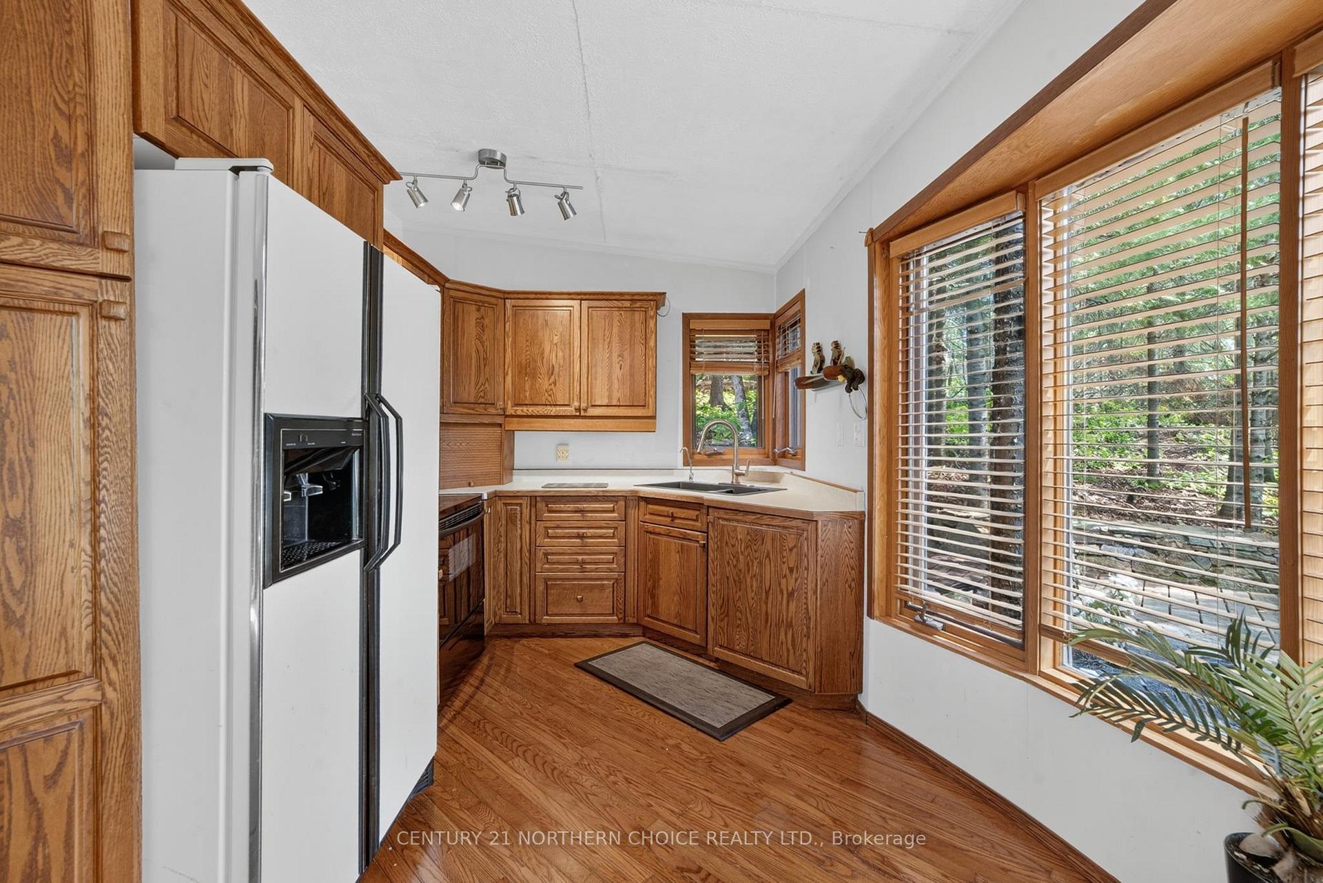 Photo 10 of 102 Beryl Winder Road, Kenora, Keewatin North — HOMEH