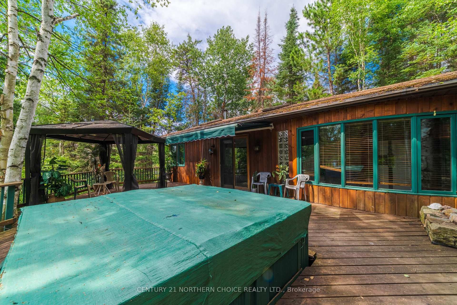 Photo 25 of 102 Beryl Winder Road, Kenora, Keewatin North — HOMEH