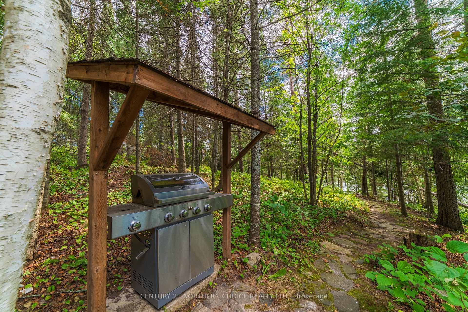 Photo 28 of 102 Beryl Winder Road, Kenora, Keewatin North — HOMEH