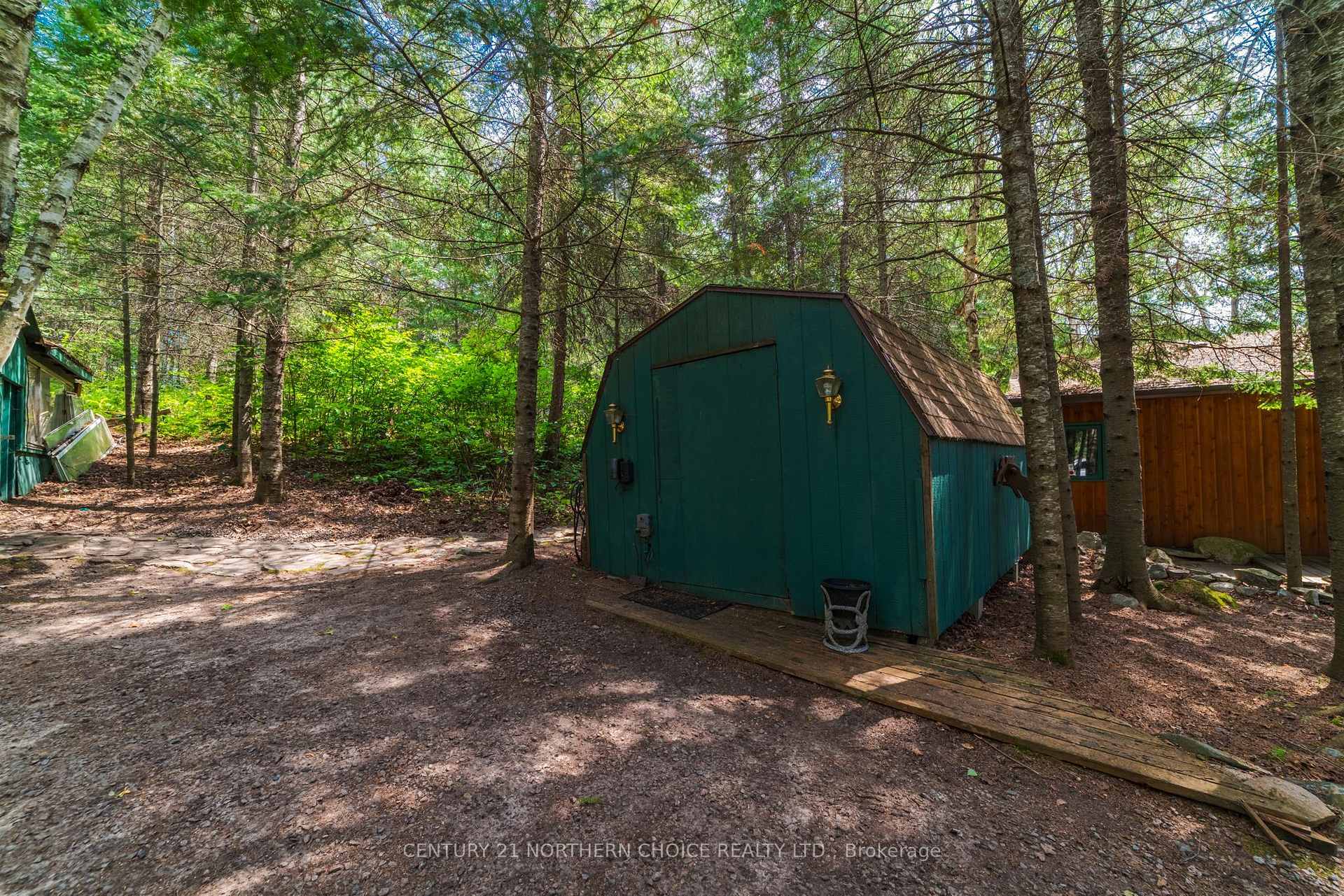 Photo 31 of 102 Beryl Winder Road, Kenora, Keewatin North — HOMEH