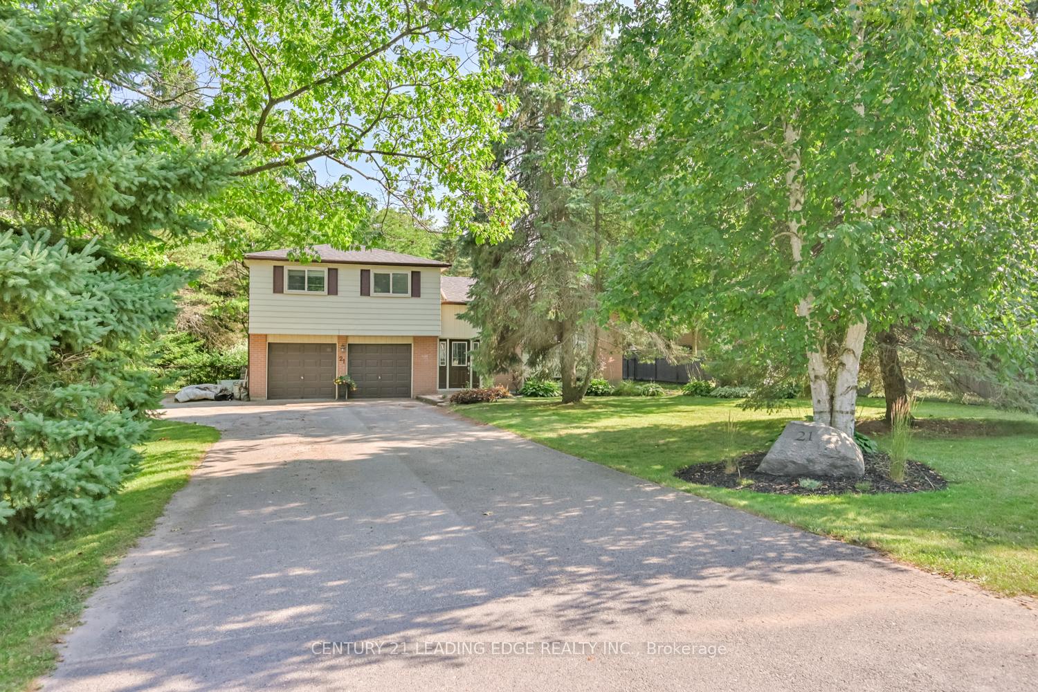 Photo 3 of 21 Jonathan Street, Uxbridge — HOMEH