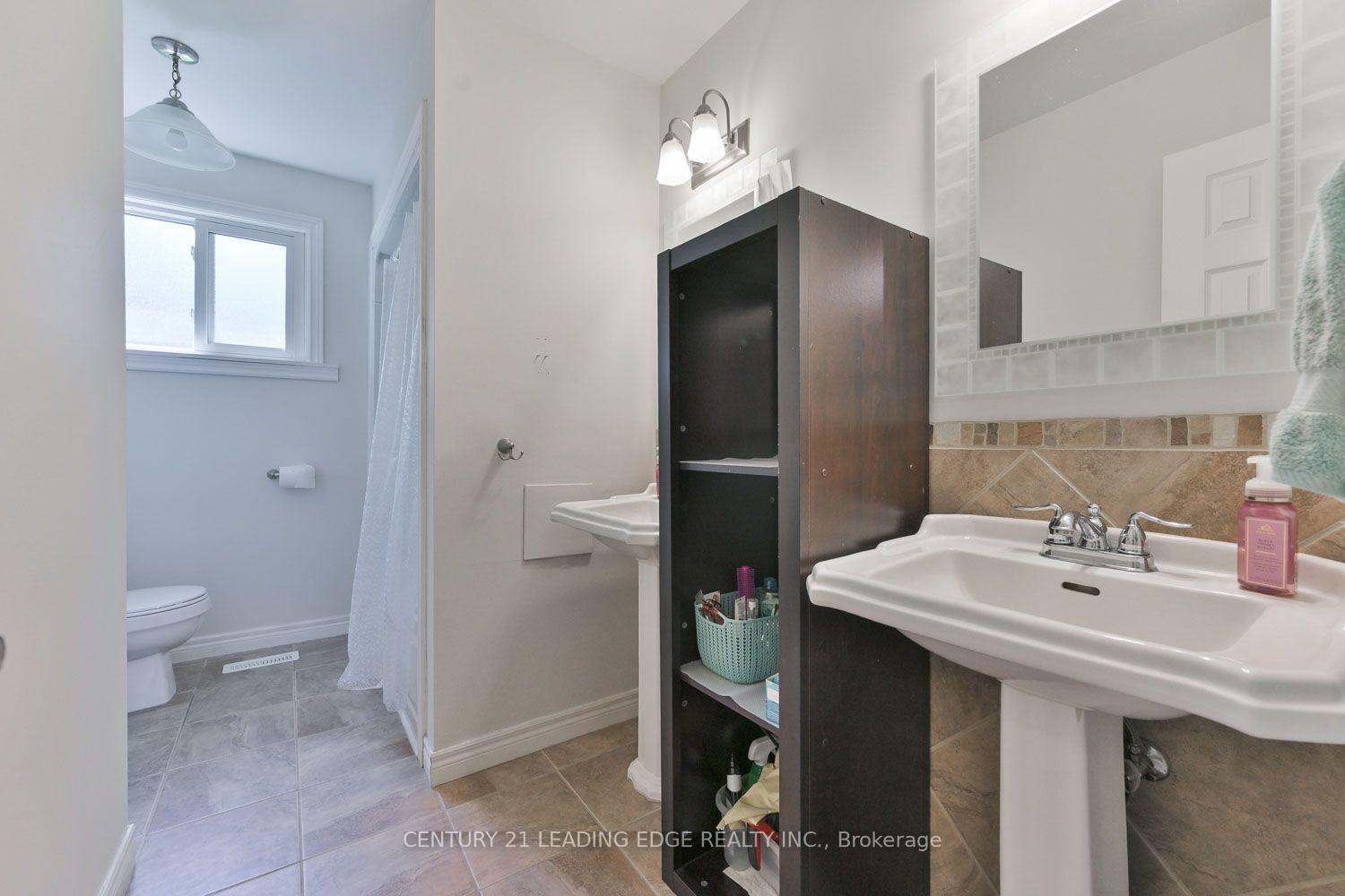 Photo 21 of 21 Jonathan Street, Uxbridge — HOMEH