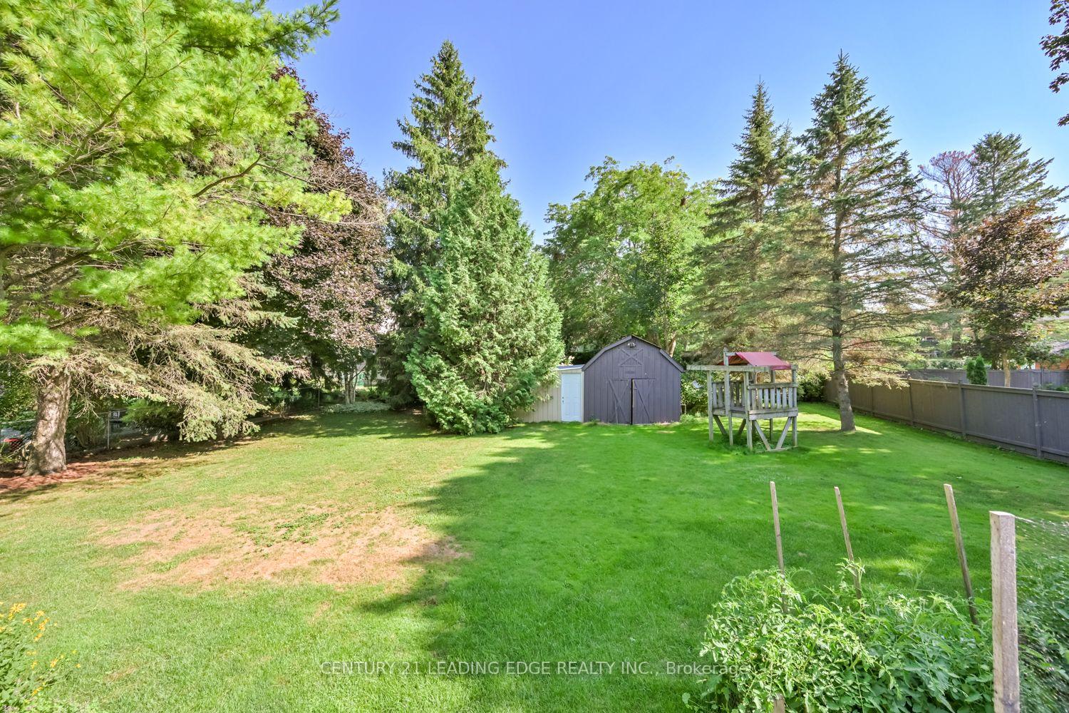 Photo 26 of 21 Jonathan Street, Uxbridge — HOMEH