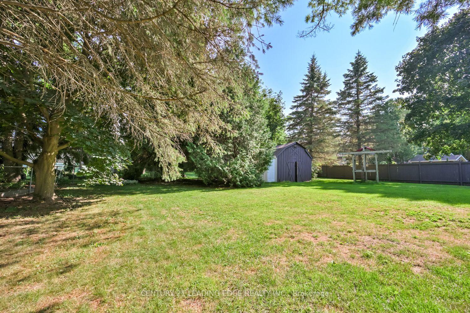 Photo 28 of 21 Jonathan Street, Uxbridge — HOMEH