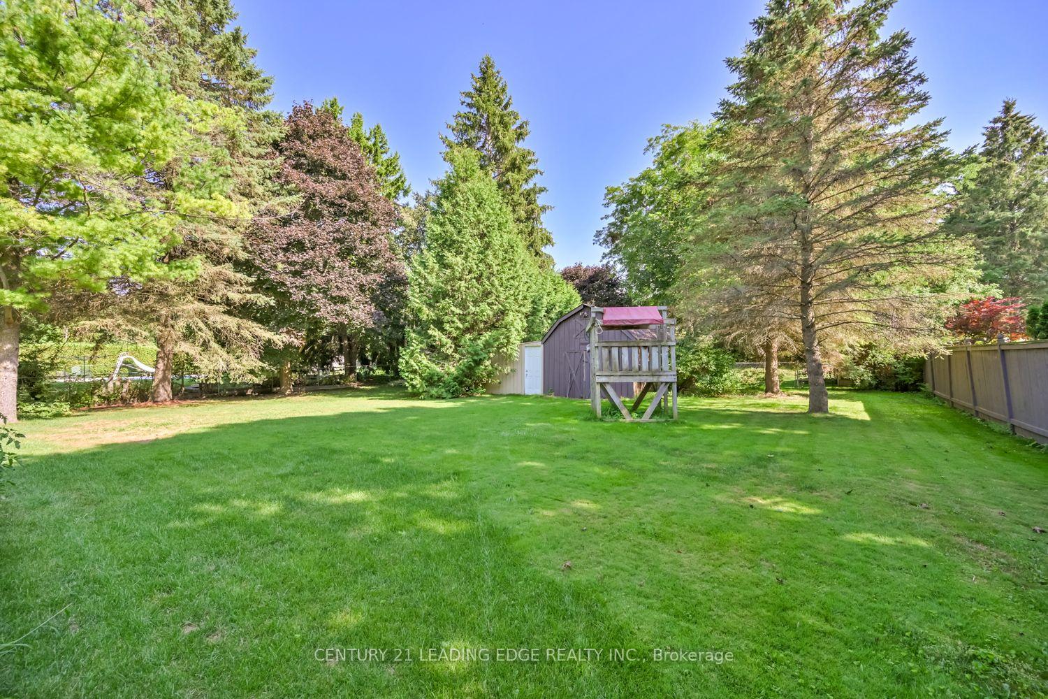 Photo 30 of 21 Jonathan Street, Uxbridge — HOMEH