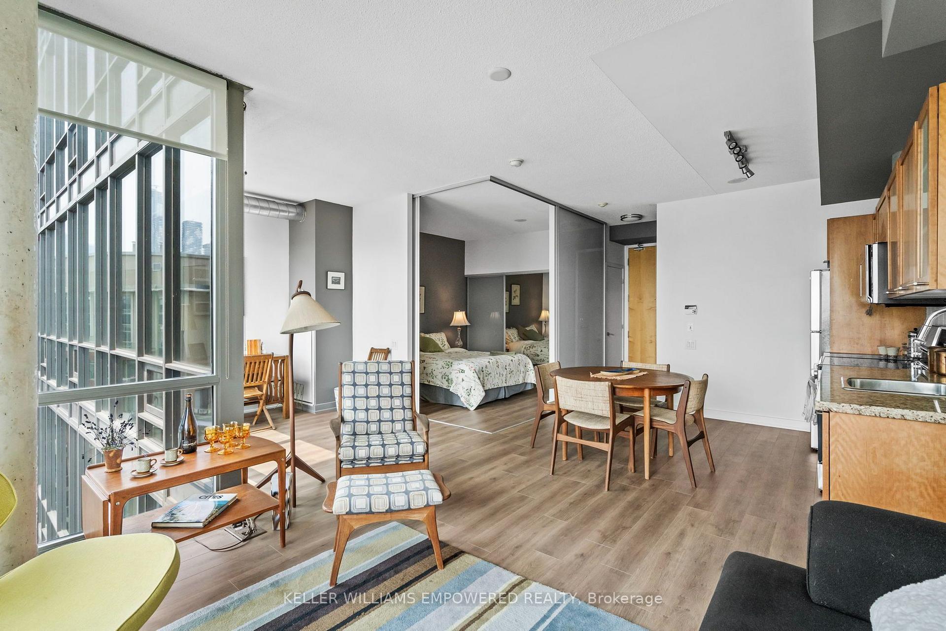 Photo 5 of Unit 1206, 33 Mill Street, Toronto, Waterfront Communities — HOMEH