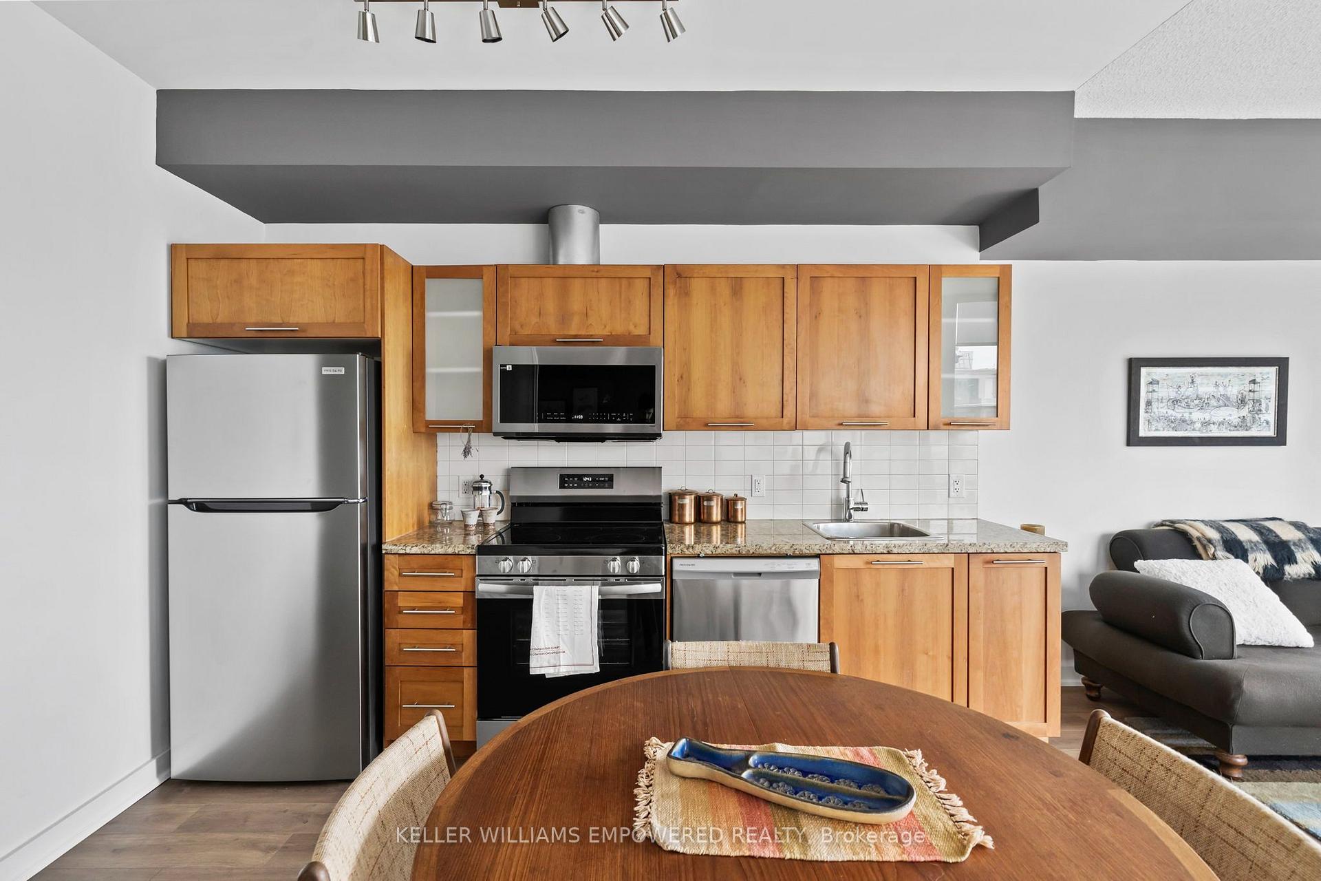 Photo 10 of Unit 1206, 33 Mill Street, Toronto, Waterfront Communities — HOMEH