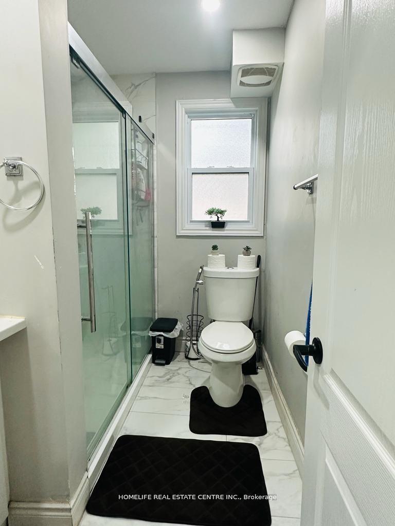 Photo 15 of 10 Parkwood Drive, St. Catharines, Secord Woods — HOMEH
