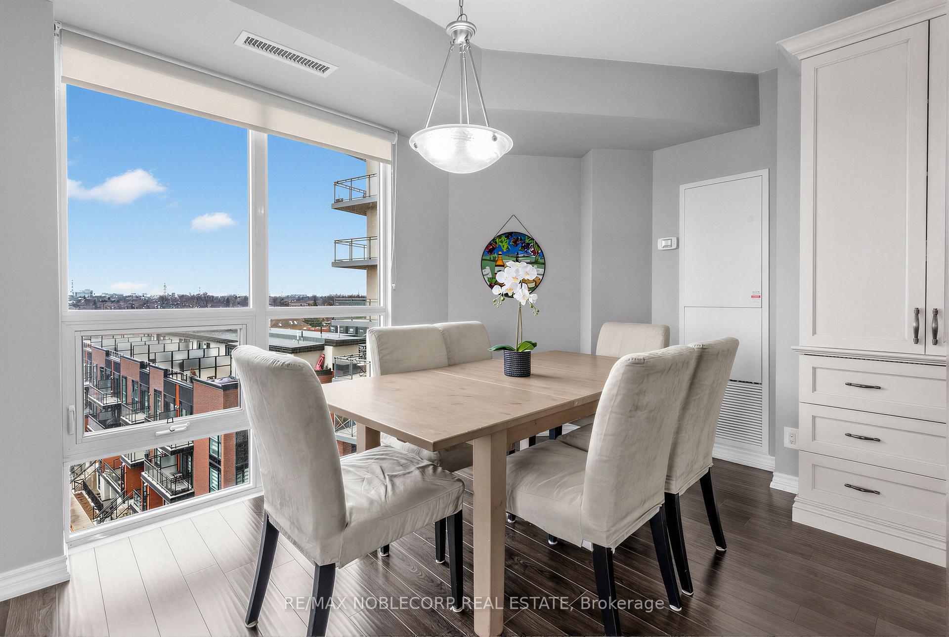 Photo 6 of Unit 610, 7730 Kipling Avenue, Vaughan, Vaughan Grove — HOMEH