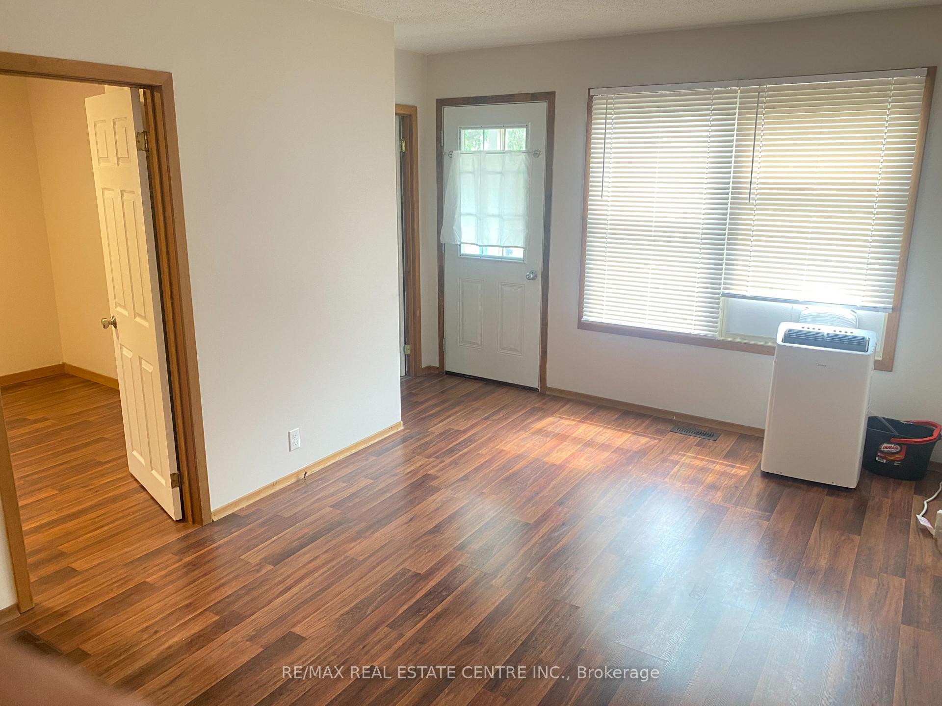 Photo 16 of 58A Fifth Avenue, Kitchener, Stanley Park — HOMEH