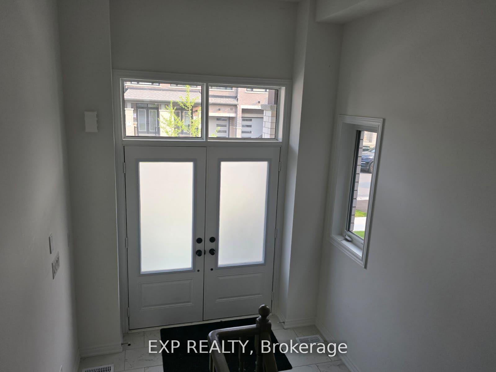 Photo 4 of 80 Singhampton Road, Vaughan, Kleinburg — HOMEH