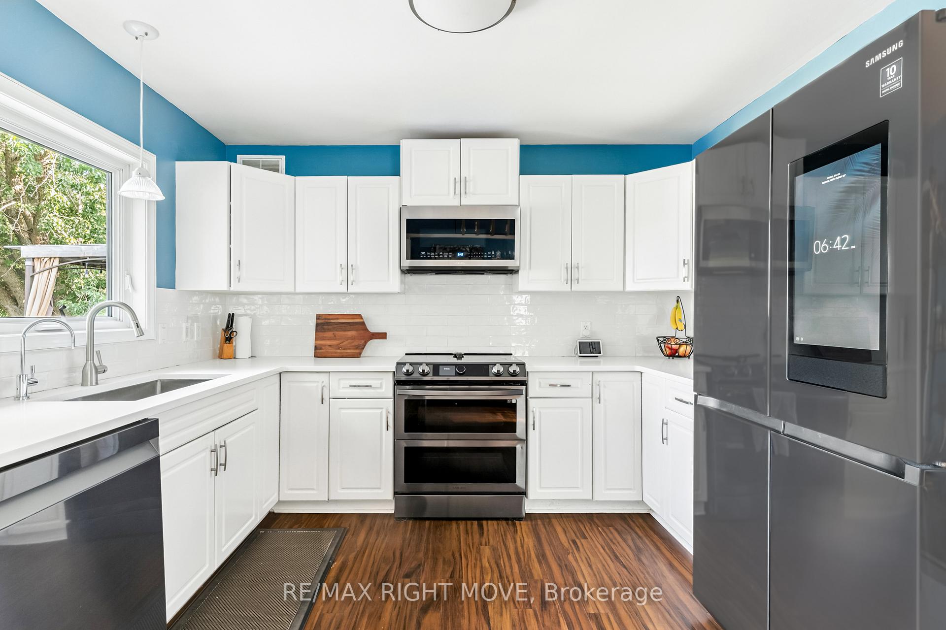 Photo 10 of 35 Cedar Bay Road, Kawartha Lakes, Carden — HOMEH