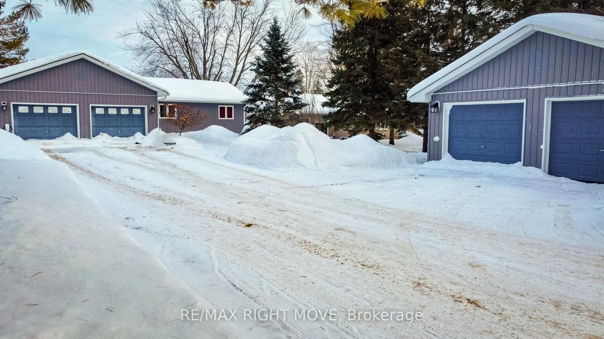 Photo 9 of 35 Cedar Bay Road, Kawartha Lakes, Carden — HOMEH