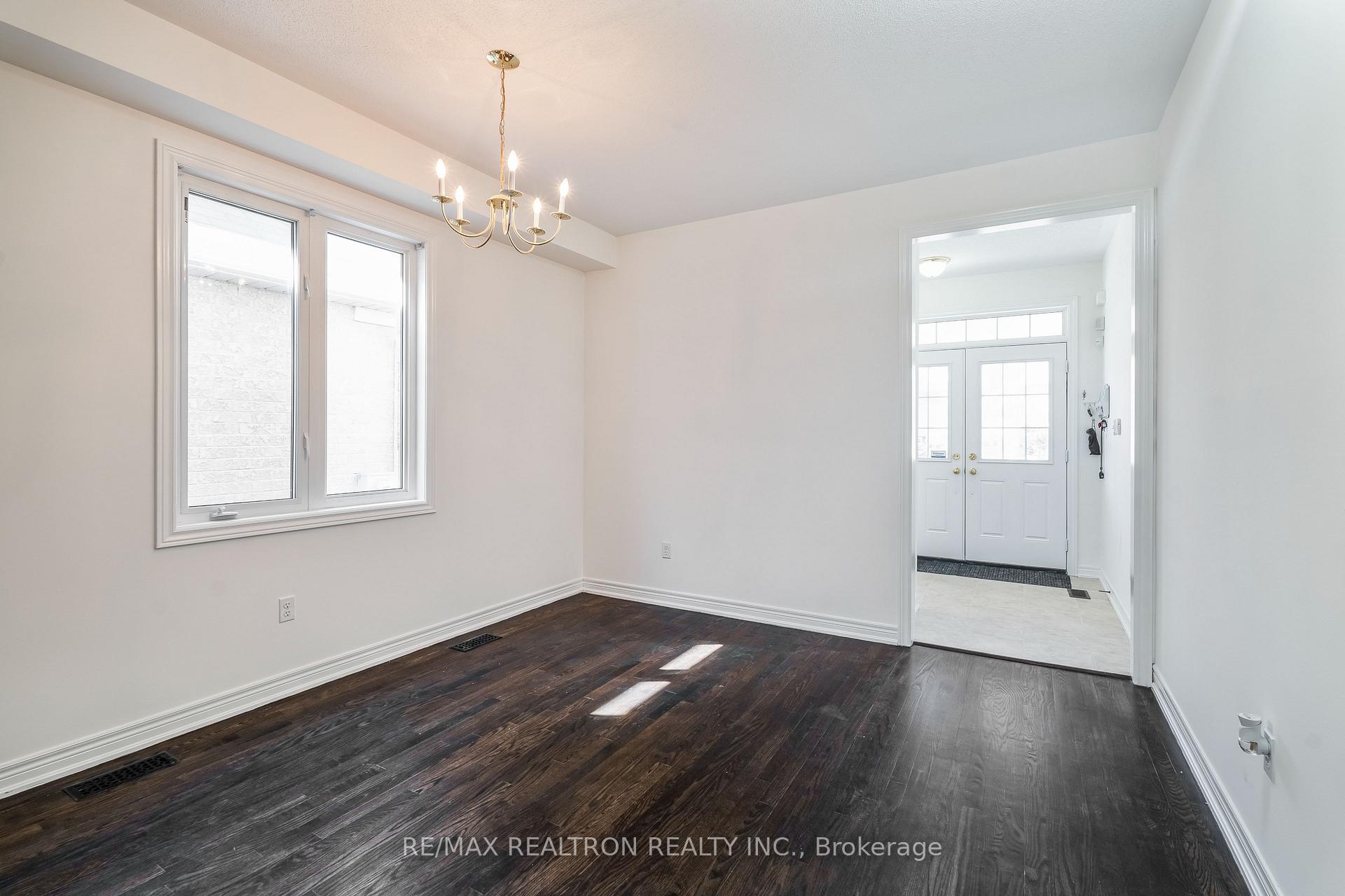 Photo 5 of 9 Constance Street, Brampton, Bram East — HOMEH