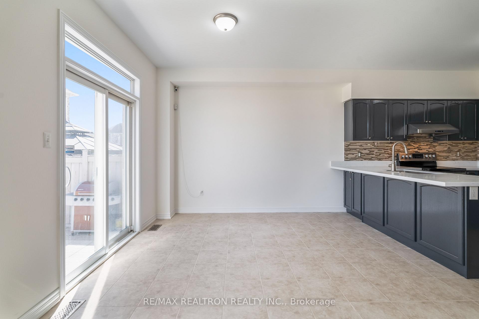 Photo 12 of 9 Constance Street, Brampton, Bram East — HOMEH
