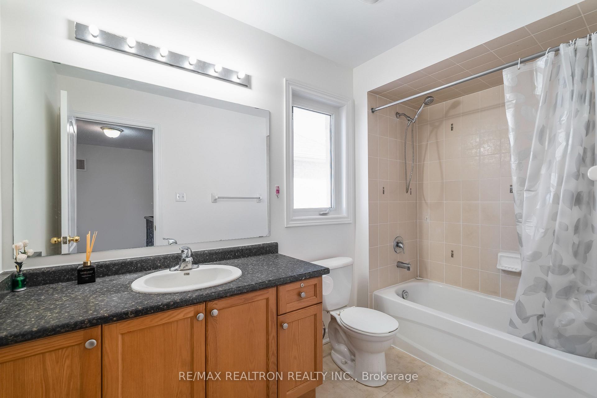 Photo 32 of 9 Constance Street, Brampton, Bram East — HOMEH
