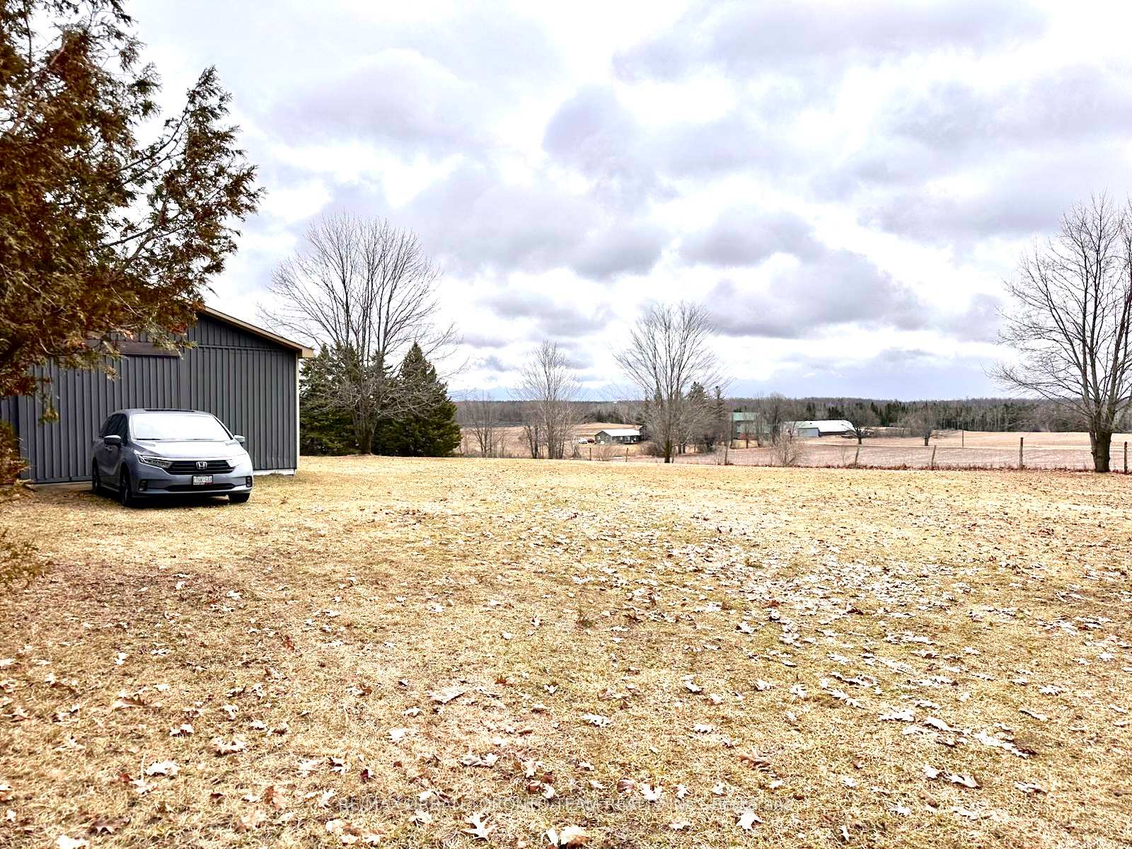 Photo 12 of 414 North Line Road, Kawartha Lakes, Fenelon — HOMEH
