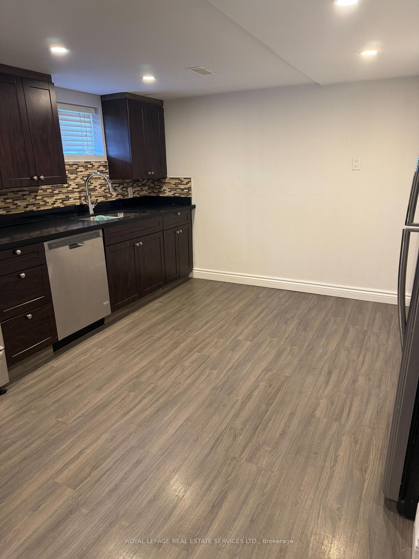 Photo 4 of Unit BSMT, 188 Walter Avenue S, Hamilton, Glenview — HOMEH