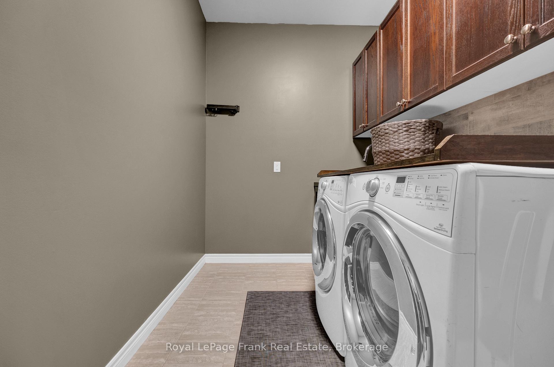 Photo 18 of 80 Foxhunt Trail, Clarington, Courtice — HOMEH