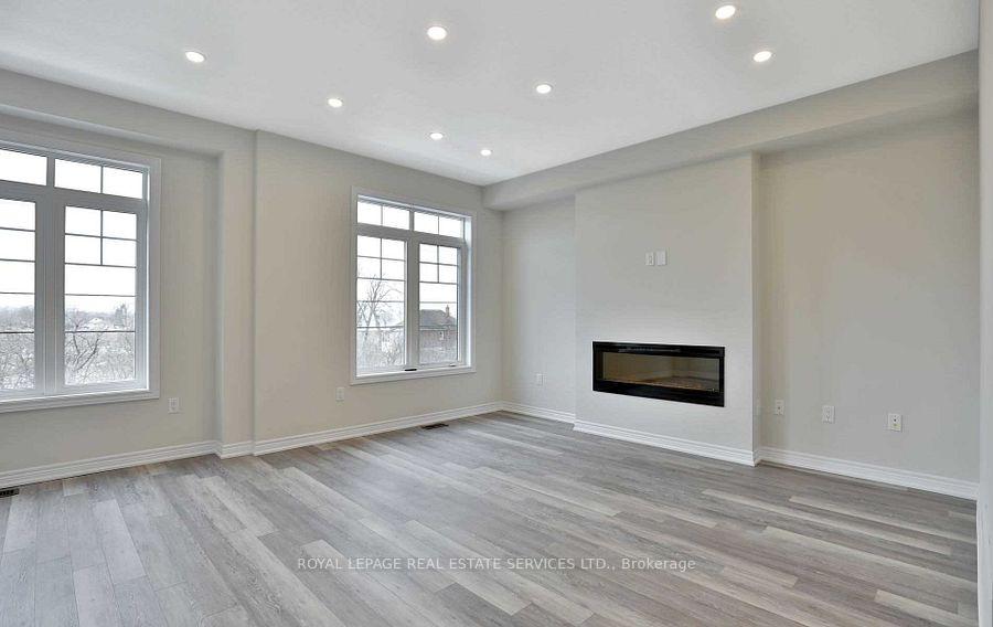 Photo 6 of Unit 8, 288 Glover Road, Hamilton, Fruitland — HOMEH
