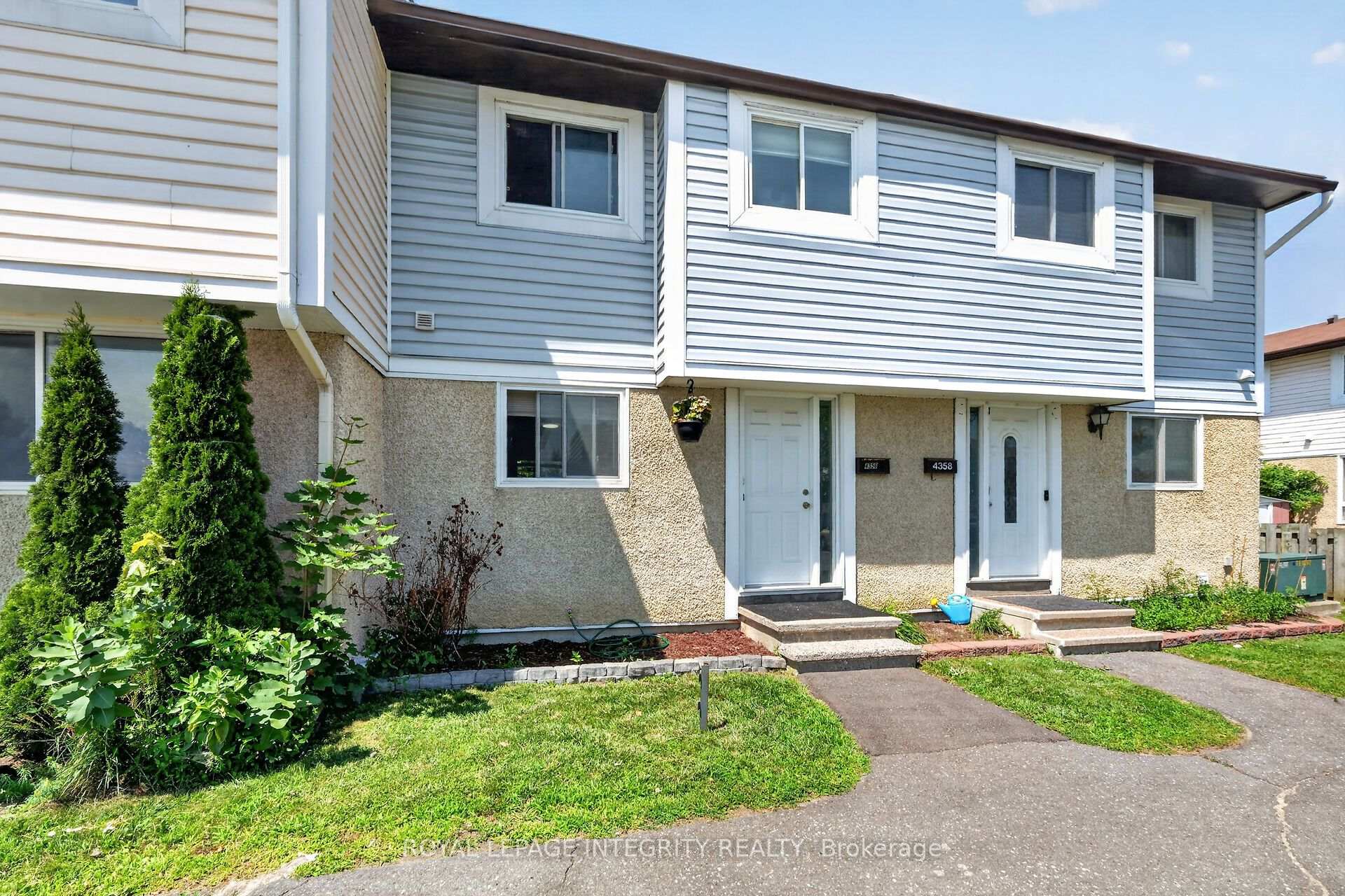 Photo 2 of 4356 Stella Crescent, Ottawa, Cyrville — HOMEH