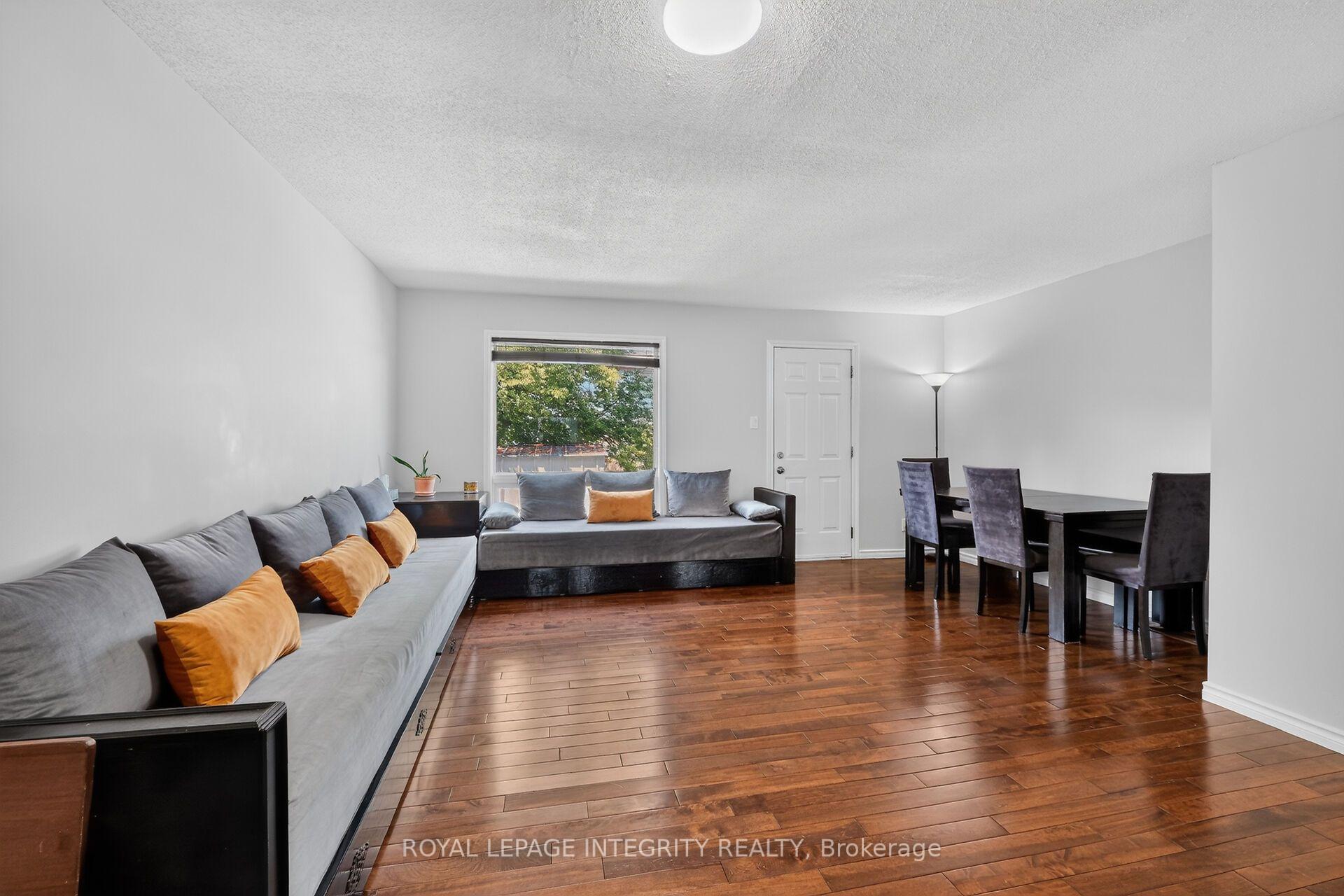 Photo 7 of 4356 Stella Crescent, Ottawa, Cyrville — HOMEH