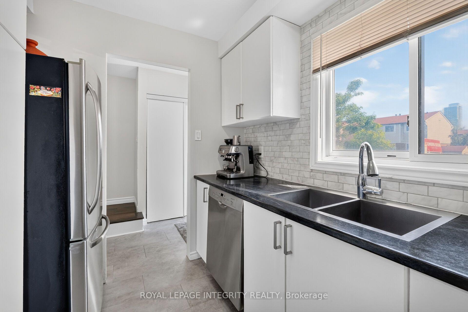 Photo 16 of 4356 Stella Crescent, Ottawa, Cyrville — HOMEH