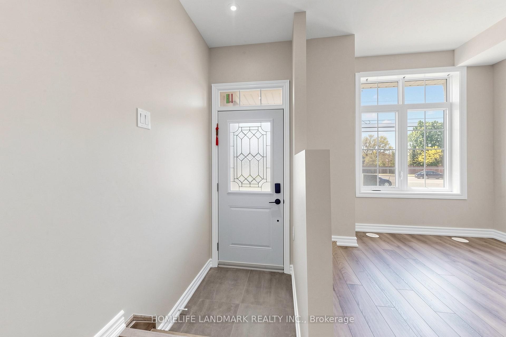 Photo 3 of 4798 16th Avenue, Markham, Berczy — HOMEH