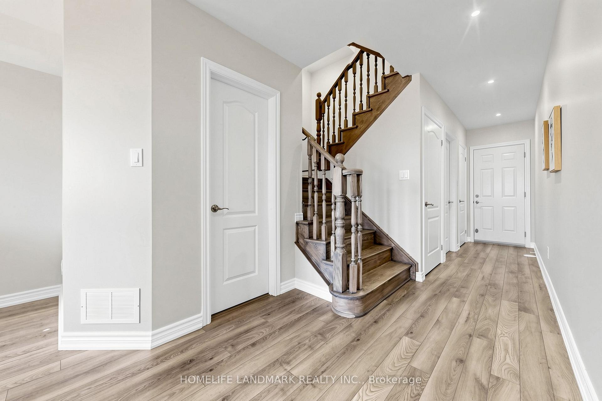 Photo 8 of 4798 16th Avenue, Markham, Berczy — HOMEH