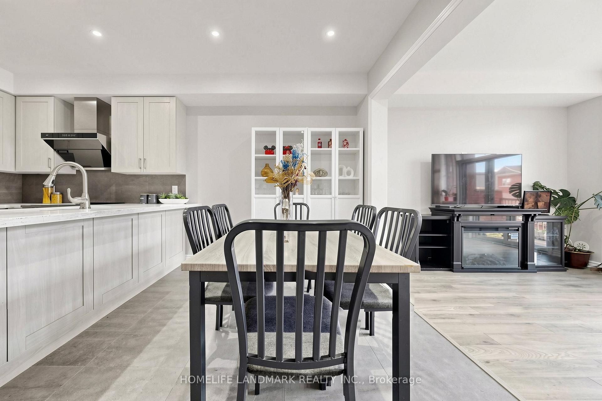 Photo 15 of 4798 16th Avenue, Markham, Berczy — HOMEH