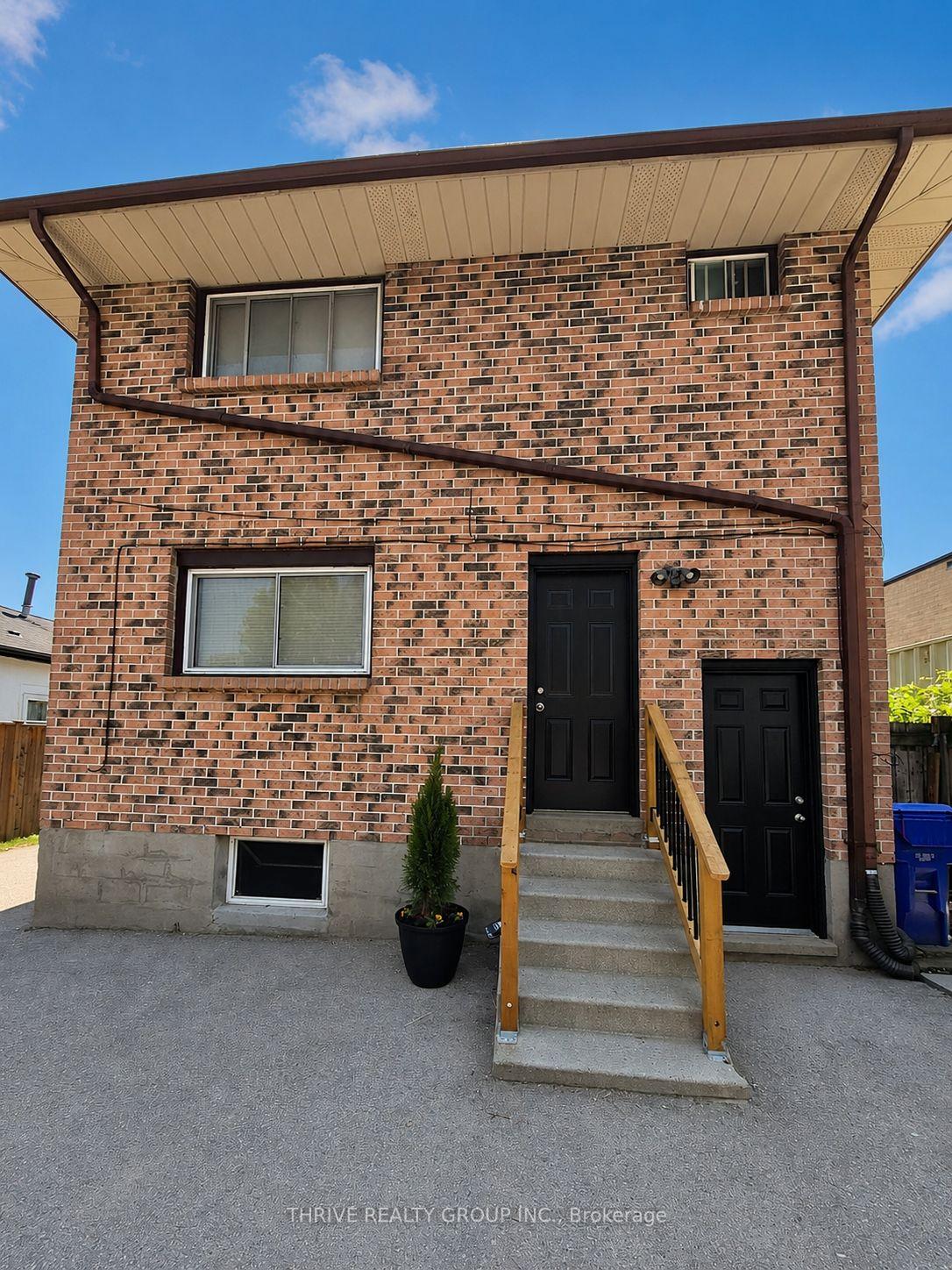 Photo 2 of Unit 3, 184 Simcoe Street, London, East K — HOMEH